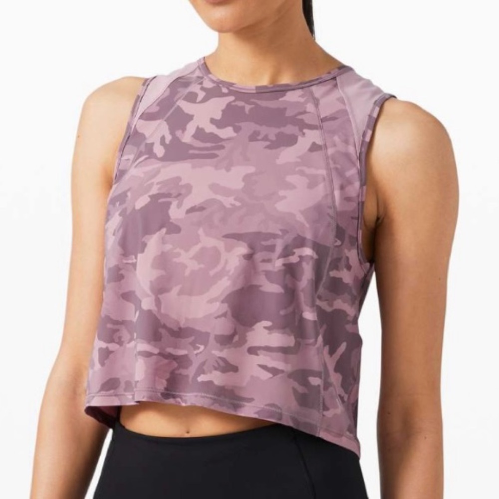 Lululemon Sculpt Tank Cropped in Pink Camo